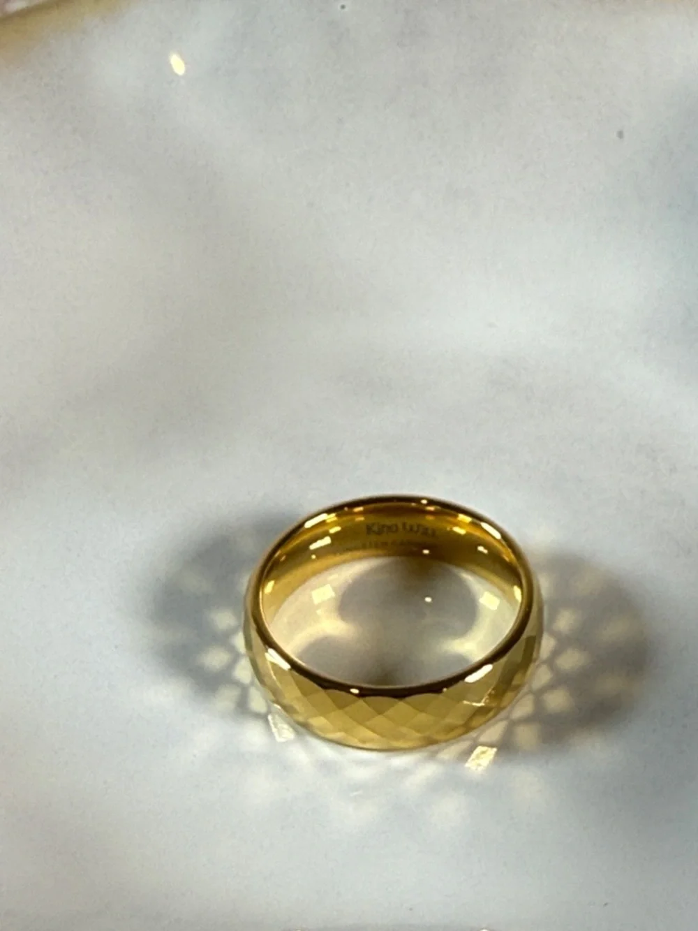 Tungsten shiny faceted
